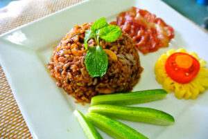 protéines végétales : riz brun et légumes